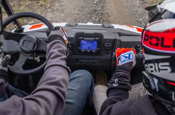 Digitaalinen nopeuden rajoitus & GPS-seuranta
